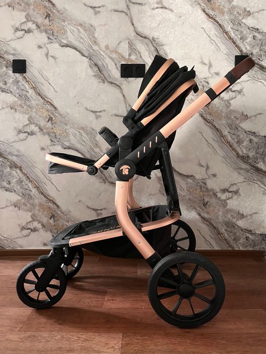 Детская коляска