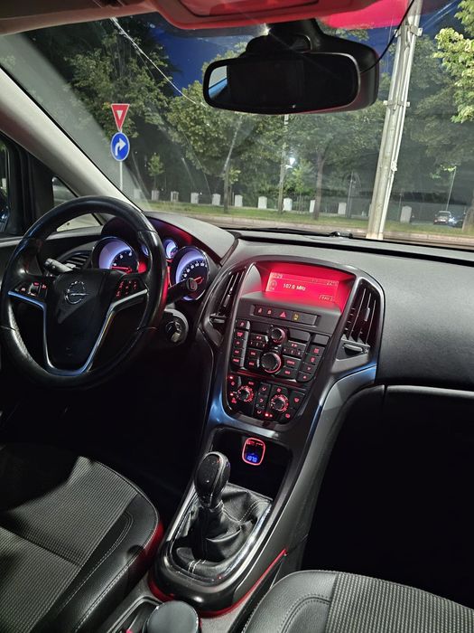 Opel Astra j  1.7  Dtr 125hp