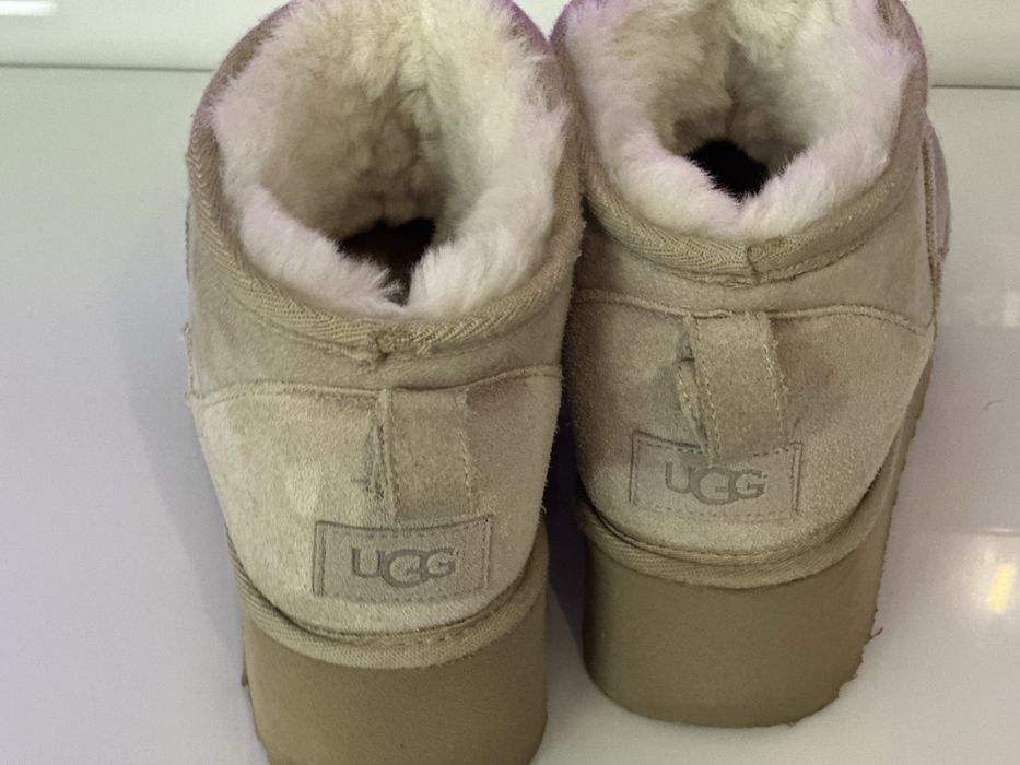Ugg masura 38 stare impecabila ca noi
