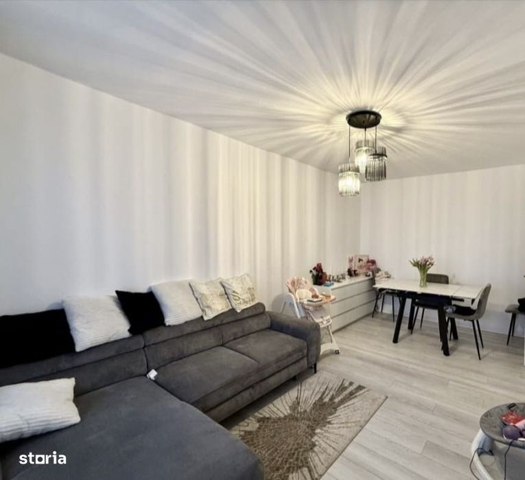 Apartament decomandat, renovat, 2 cam + balcon, bloc izolat, zona buna