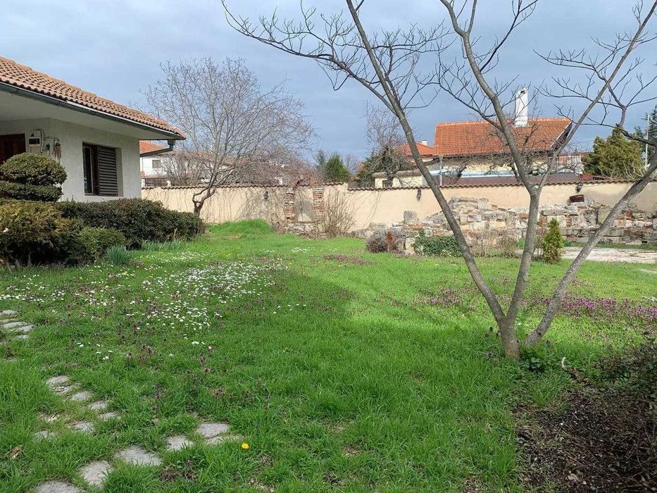 Самостоятелна Къща в Ален мак - 1500 евро