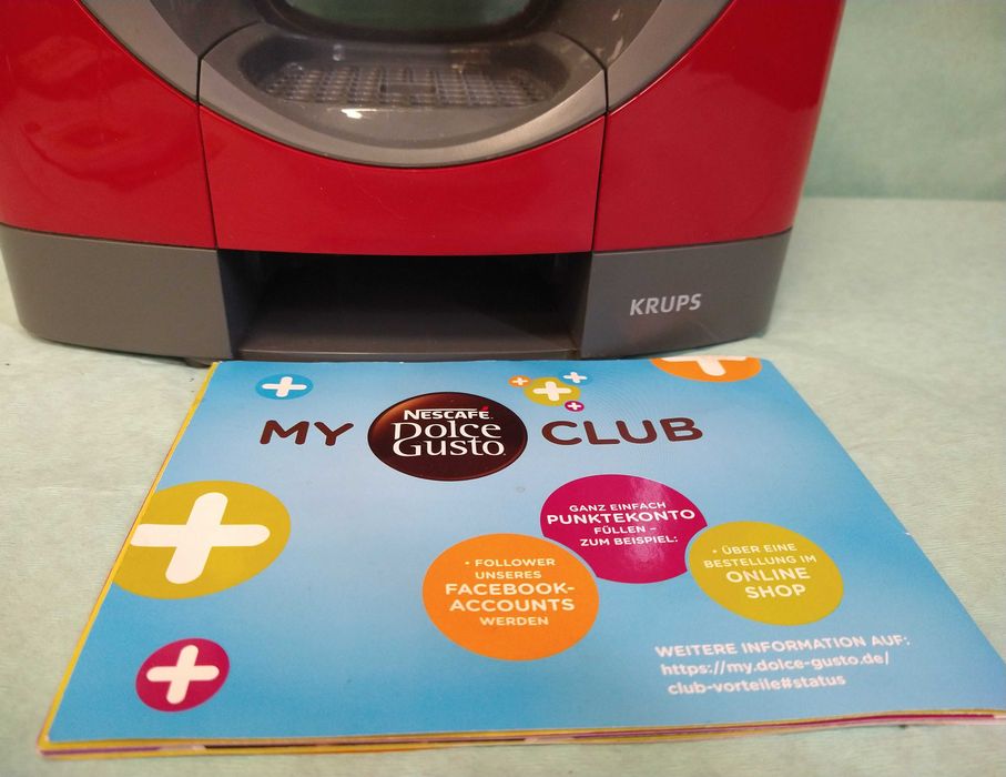 Кафемашина с гаранция 1 година NESCAFÉ® Krups система Dolce Gusto OBLO.Red