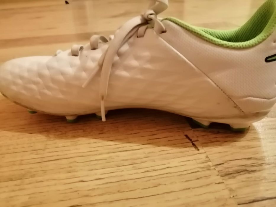 Бутонки Nike Tiempo Legend Club