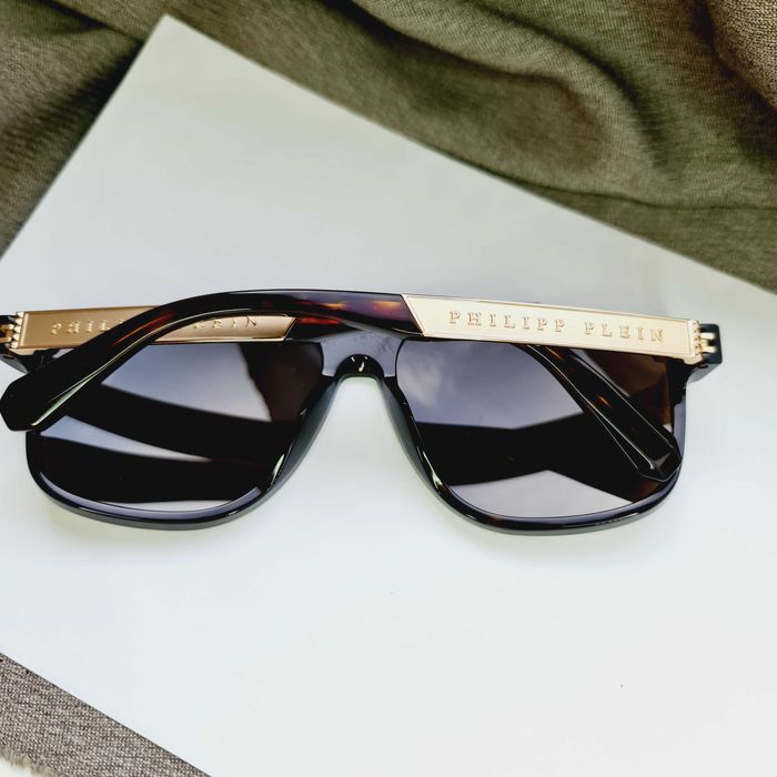 Солнцезащитные очки P.Plein