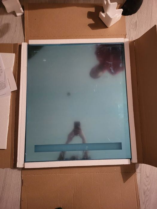 Продам новое Зеркало LED 010 base 60×70