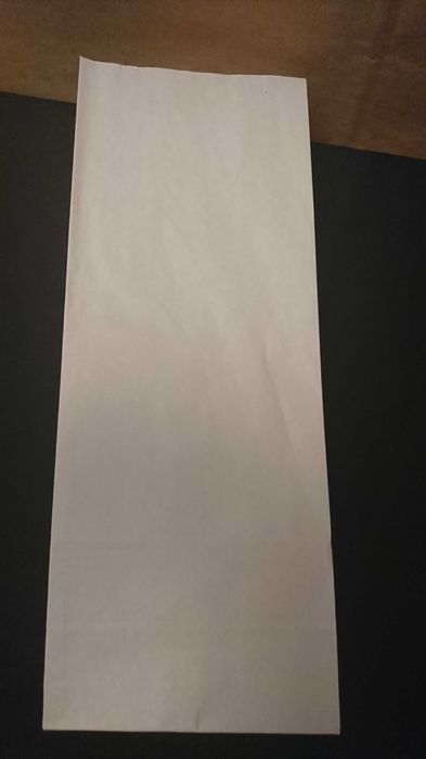 Pungi jumatate de kg din hartie  8x5x22/8x5x24 cm.