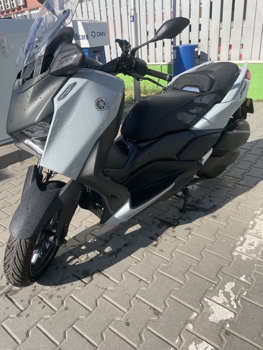 Yamaha XMAX 300 Tech Max+