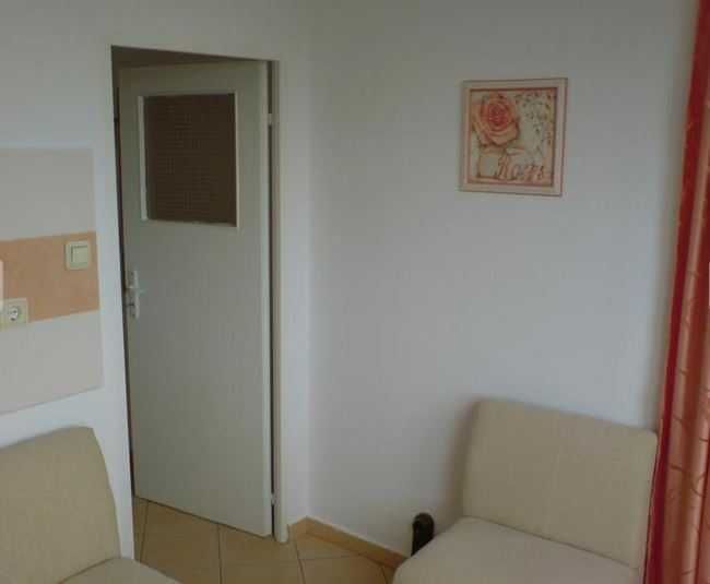 Продава се Едностаен апартамент в София, Борово - 48 кв.м за 1169 €/кв.м - Снимка #2