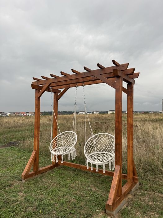 Leagăn tip pergolă