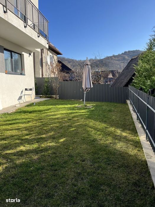 Casa individuala de 4 camere, mobilat - Tauti