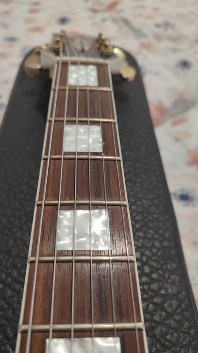 Электрогитара Gibson