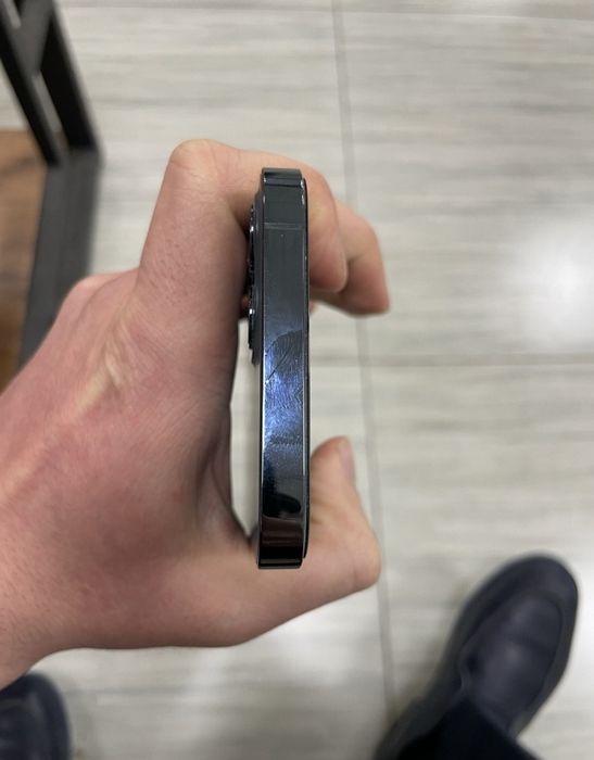 Iphone 12 pro sotiladi