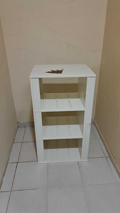 Мебел за съхранение