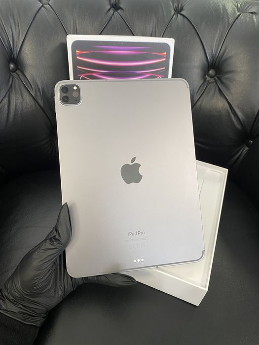 iPad Pro 11-Inch / 128 GB / Space Gray