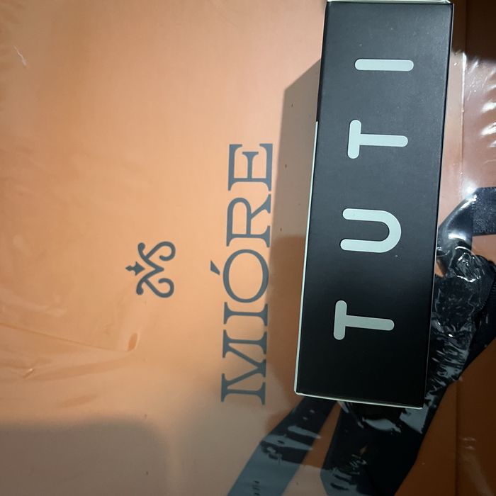 Продам шампунь Miore от Мерей Абиловой