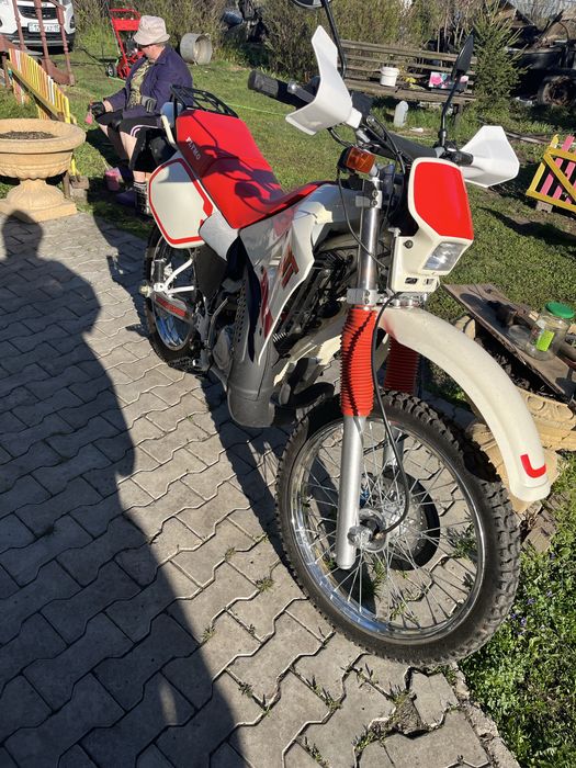 Продам двойник Yamaha DT