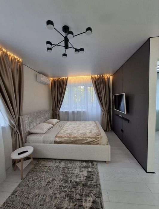 Сдается вип квартира посуточно Швмкент