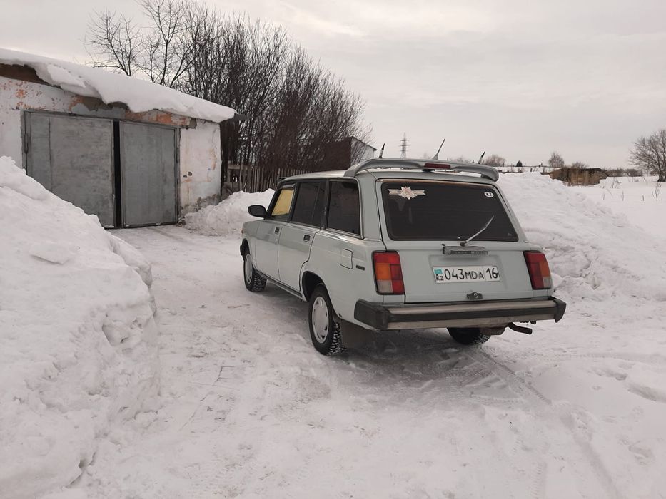 Продам ваз 2104.