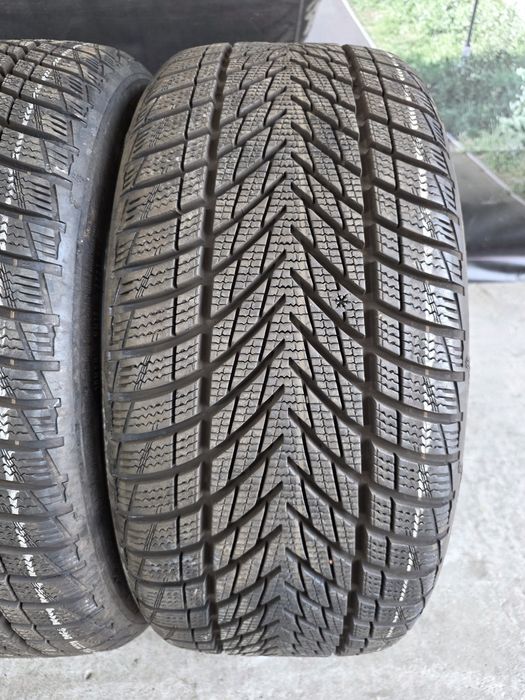 225/40/18 Goodyear 4бр