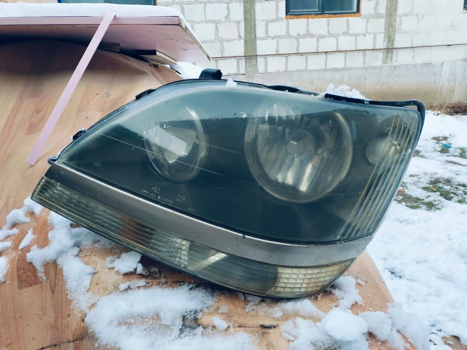 Фара LEXUS Rx300 левый