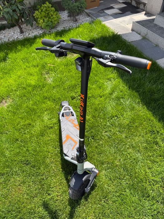 Trotinetă electrică KuKirin A1 – aproape nouă, doar 86 km, stare excelentă