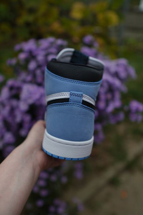Jordan 1 UNC University Blue | 43