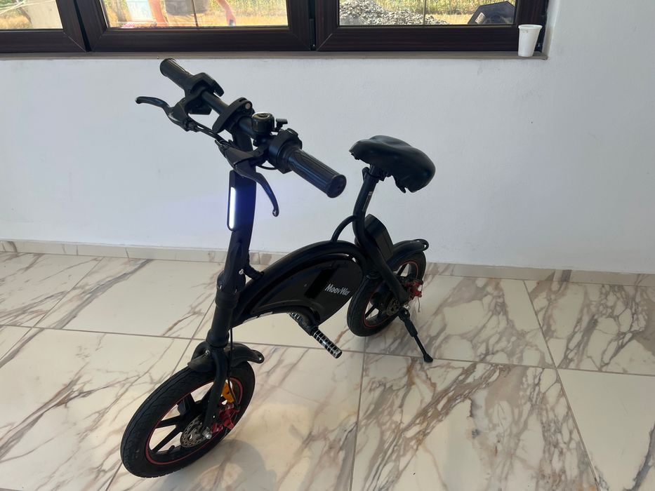 Bicicleta electrică moovway