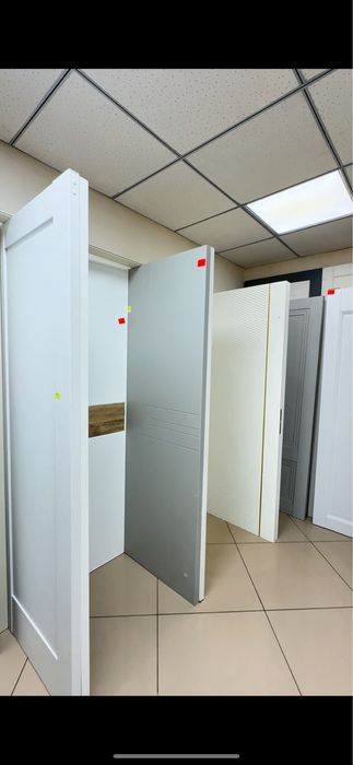 Продается магазин дверей и ламинат