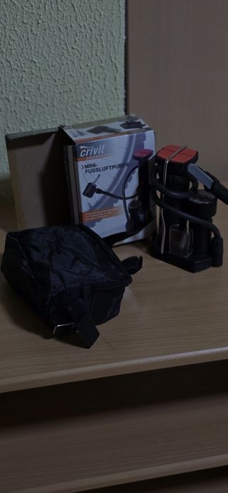 Minipompa de picior pentru bicicletă