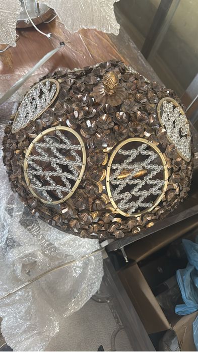 Распродаем  Люстры