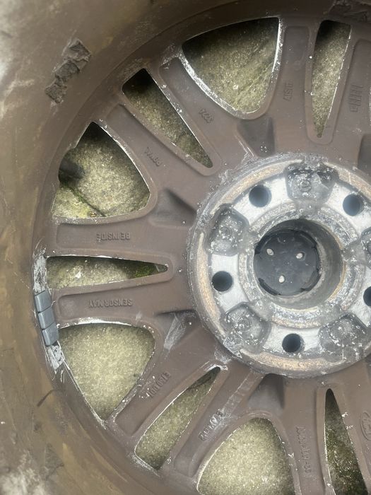 1бр джанта с гума R16/5x108