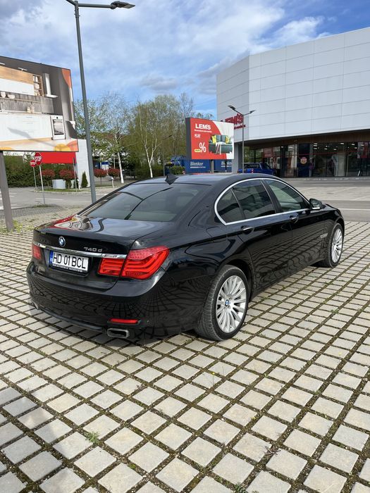Bmw 740d. F01 2012