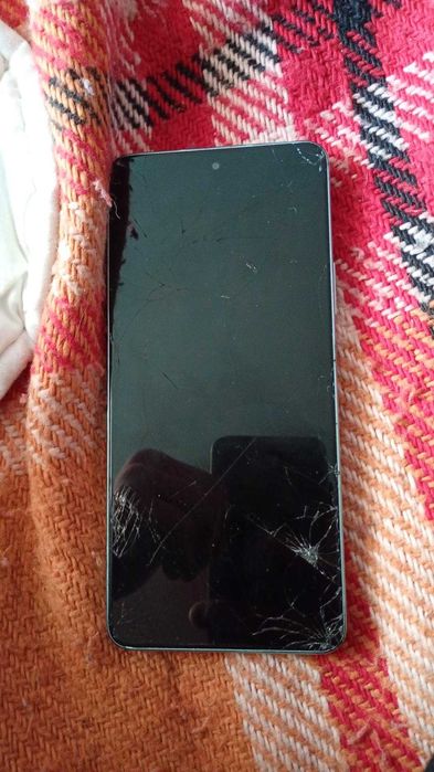 Vând telefon Huawei