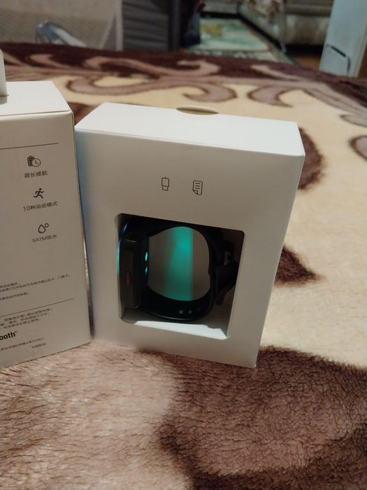 Фитнес браслет Honor Band 6