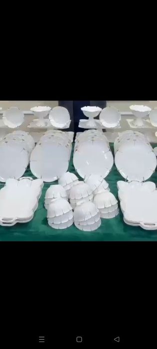 Продам набор посуды 98 предмета