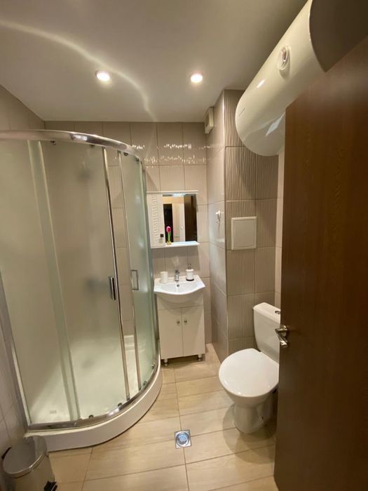 Дава се под наем Двустаен апартамент в София, Полигона - 70 кв.м за 782.85 € - Снимка #7