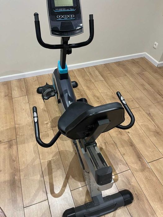 Велотренажер LifeGym