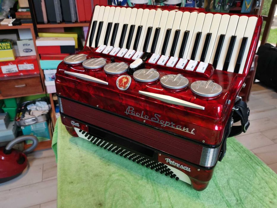 Personalizari Acordeoane Acustice