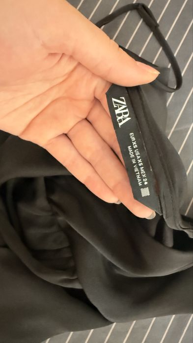 Черное платье от Zara