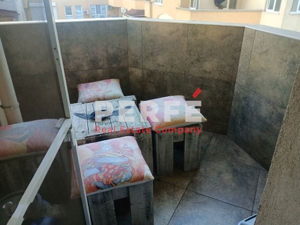 Продава се Тристаен апартамент в Бургас, Меден рудник - зона А - 93 кв.м за 2000 €/кв.м - Снимка #8