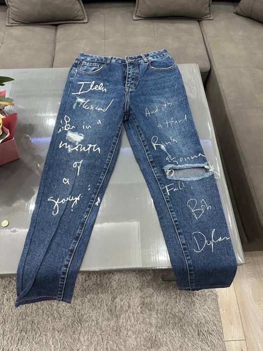 Дамски дънки чисто нови