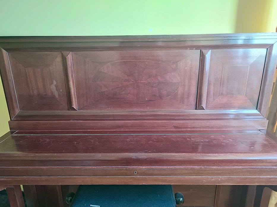 Pianină în stare bună de funcționare - preț: 1700lei - Iași