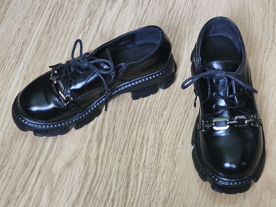 Туфли девочковые