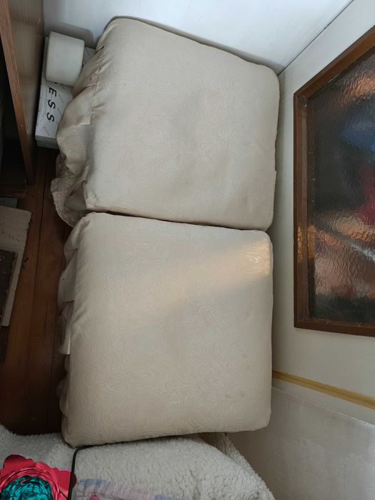 ПОДАРЯВАТ СЕ Фотьойли и табуретки