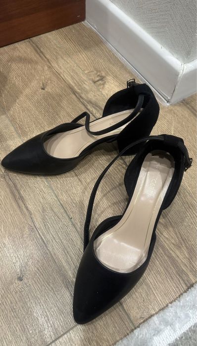 Туфли 38 размер.