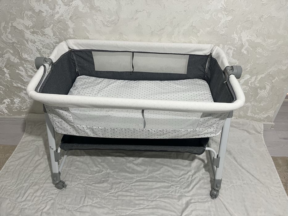 Детский    манеж