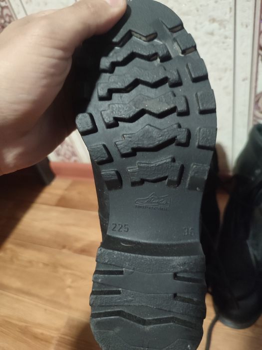 Продам берцы 36, 37. Новый