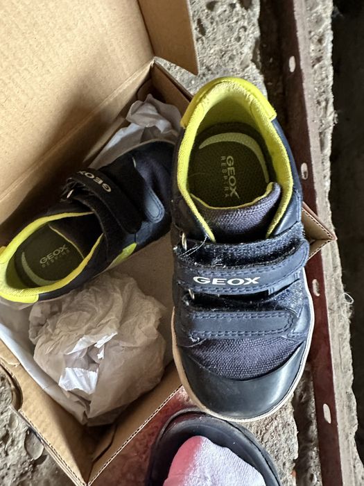 Обувки Геокс