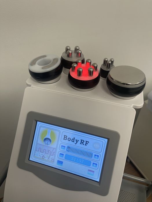 Апарат за кавитация, вакуум и радиочестотен лифтинг 5в1.