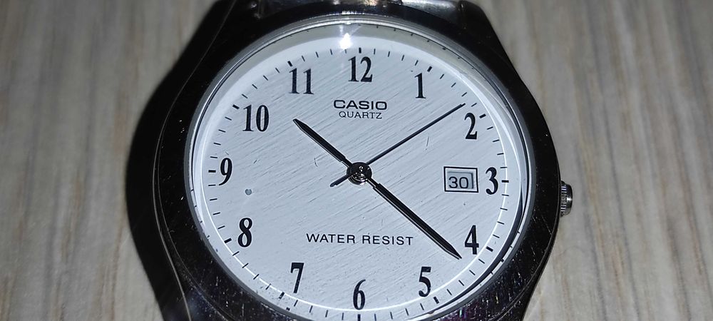 ceas de mana / dama / quartz  CASIO  MODEL : MTP 1141 P